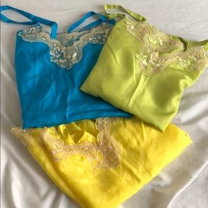 Set of 3 Express Tank Tops with Lace